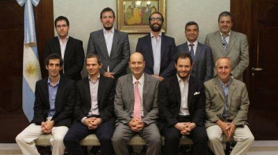 El Banco Central limit� a USD 500 las compras por mes con efectivo