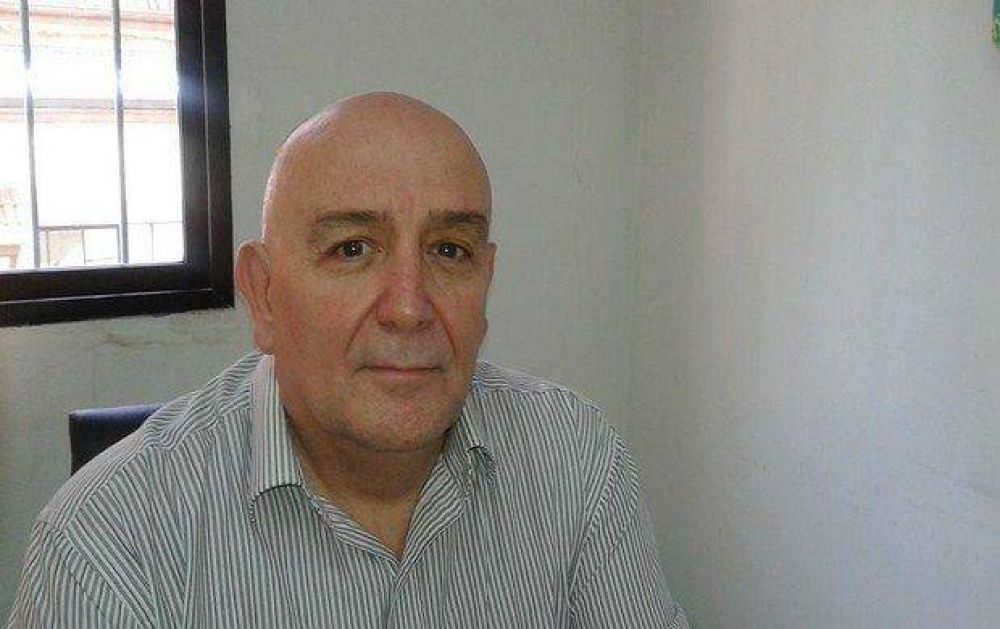 �P�rez minti�, solo pag� un cheque y despu�s no lo pudimos encontrar m�s�