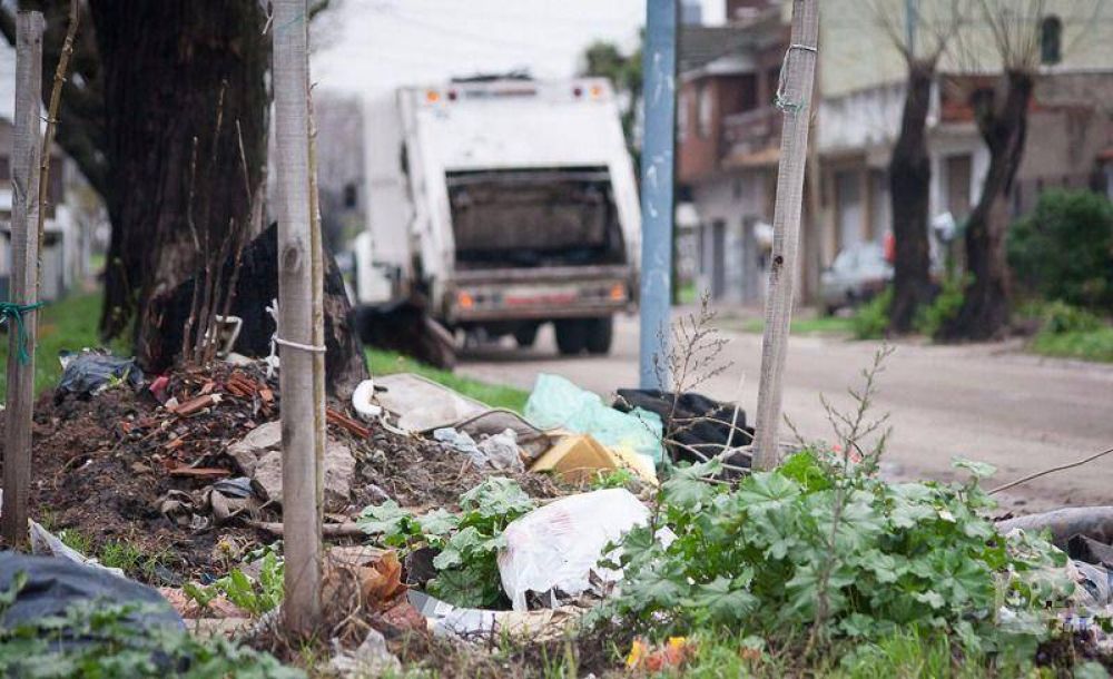 Camioneros, en alerta: exigen que se firme el contrato de recoleccin de residuos