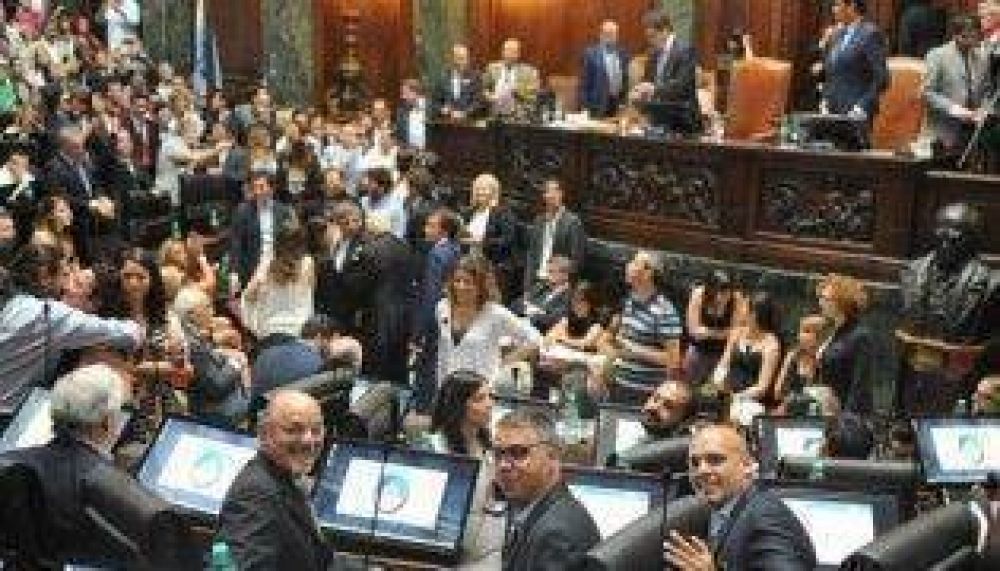 El nuevo bloque del FpV le marca la cancha a Macri