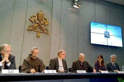 Vaticano: Presentan un Manual para erradicar la extrema pobreza