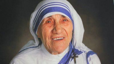 El papa Francisco reconoci� un milagro de la Madre Teresa de Calcuta y ser� canonizada