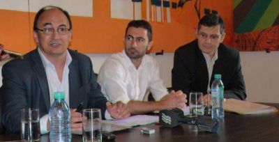 El Intendente Salom�n se refiri� a las reuniones que mantuvo ayer en la ciudad de La Plata
