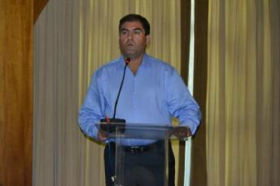 El Presidente del Centro Islamico visit� al secretario de Culto