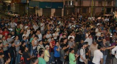 La UOM se moviliza al Ministerio de Trabajo por 600 despidos en Campana