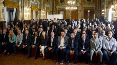 El gobierno dise�a un sistema de incentivos y penitencias para las gestiones municipales
