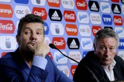 El dirigente que present� la cautelar afirma: 