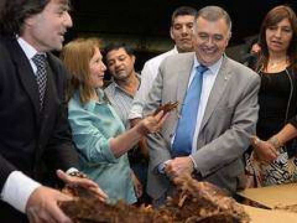 El gobierno apuntala a la industria tabacalera de la provincia