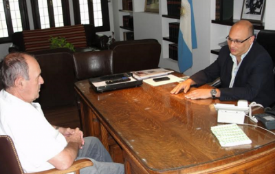 REINO RECIBI� AL EXINTENDENTE GALINDO