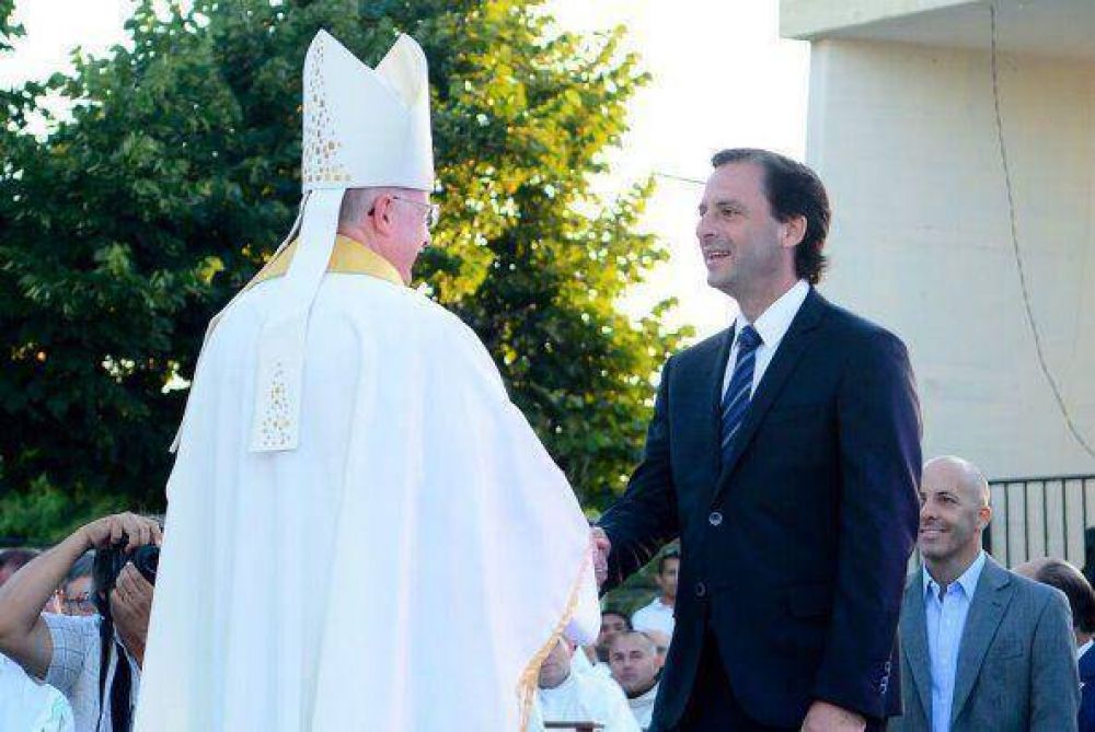 Sujarchuk, en la asunci�n de Monse�or Pedro como Obispo de Z�rate-Campana