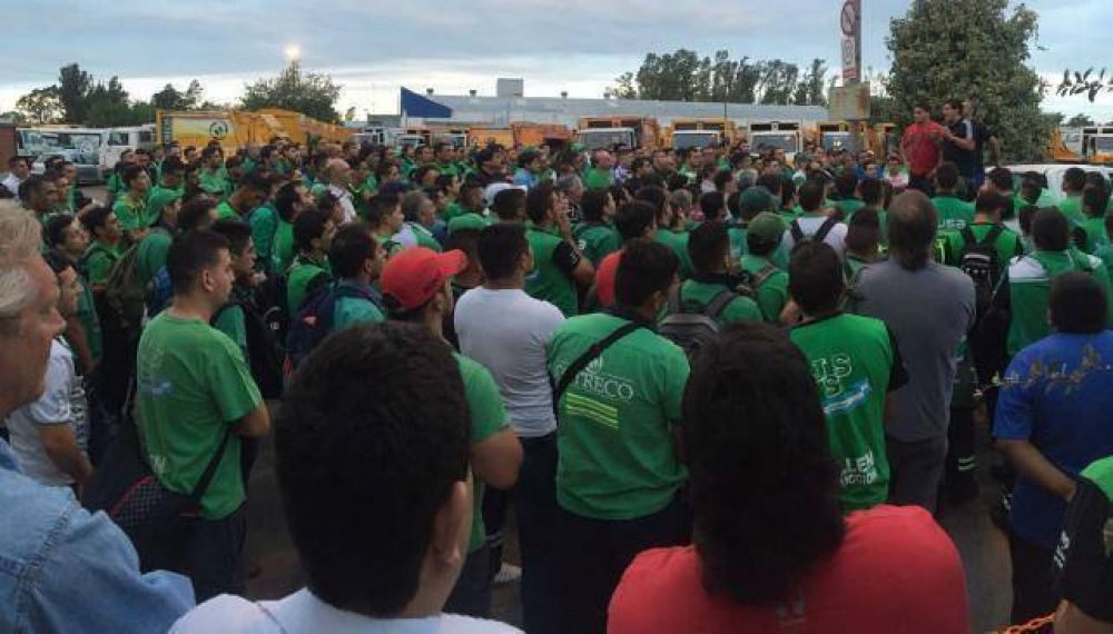 No hay recolecci�n de residuos por puja sindical del Surrbac