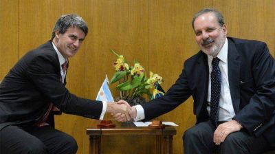 Mauricio Macri convocar� a empresarios y gremios a 