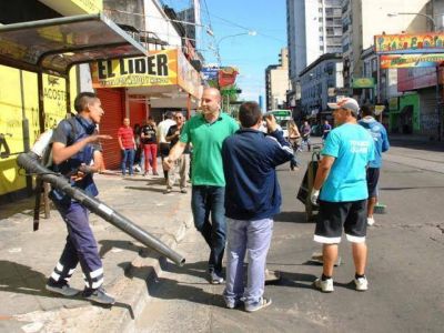 Martiniano Molina supervis� un operativo de limpieza
