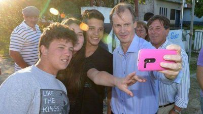 Bordet juega su propio partido  
