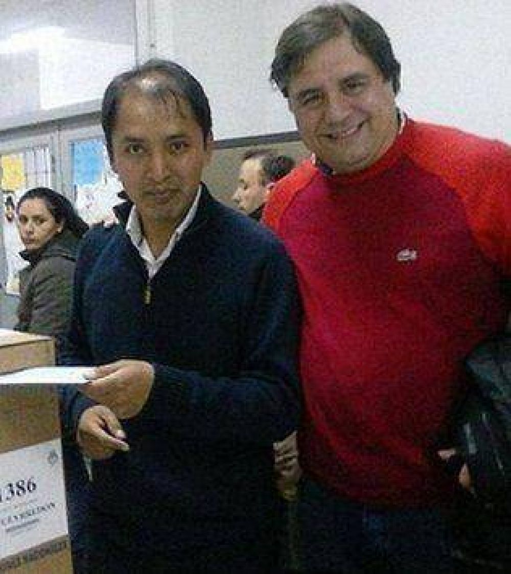 Edil sciolista pide ser reconocido como �nico representante del Frente Marplatense 