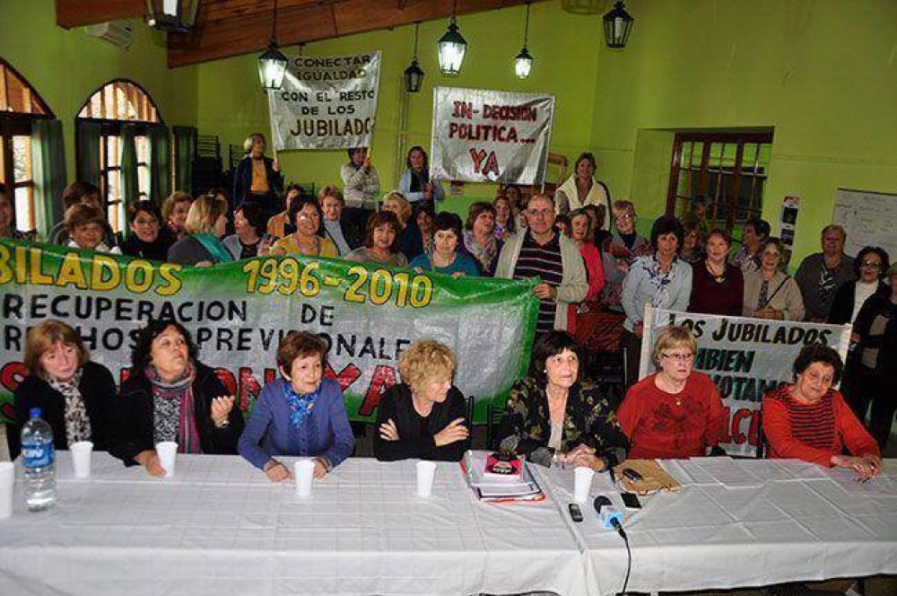 Los jubilados y el rec�lculo: �ahora la excusa es el d�ficit�