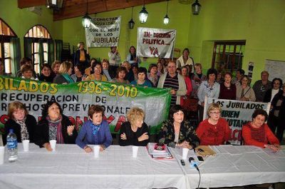 Los jubilados y el rec�lculo: �ahora la excusa es el d�ficit�