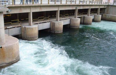 Mendoza: dicen que La Pampa debe millonario cr�dito y �agua potable�