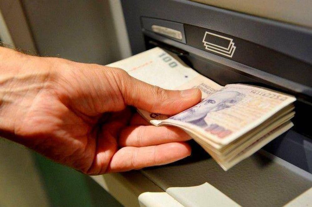 El Intendente y el Secretario de Hacienda gestionan fondos para garantizar el pago del aguinaldo