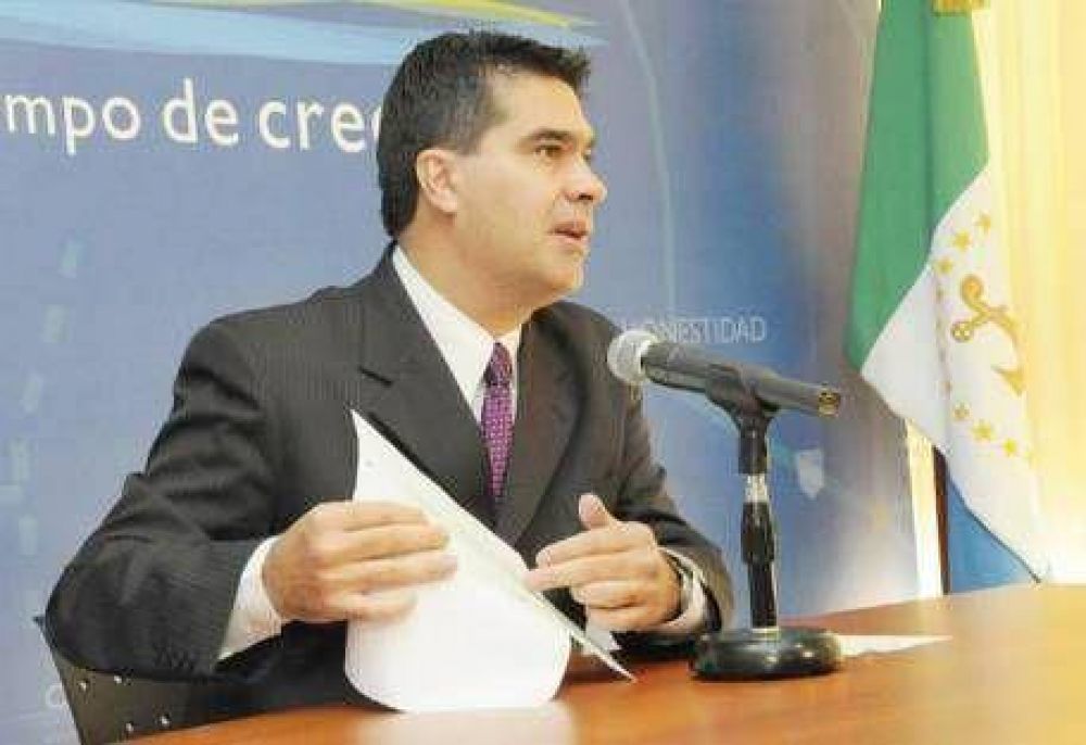 Capitanich admiti� irregular afiliaci�n de su madre a la obra social del Estado