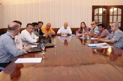 Ducot� y los gremios acordaron por los derechos de los municipales