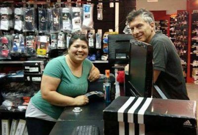 Macri fue a comprar botines y sorprendi� a todos