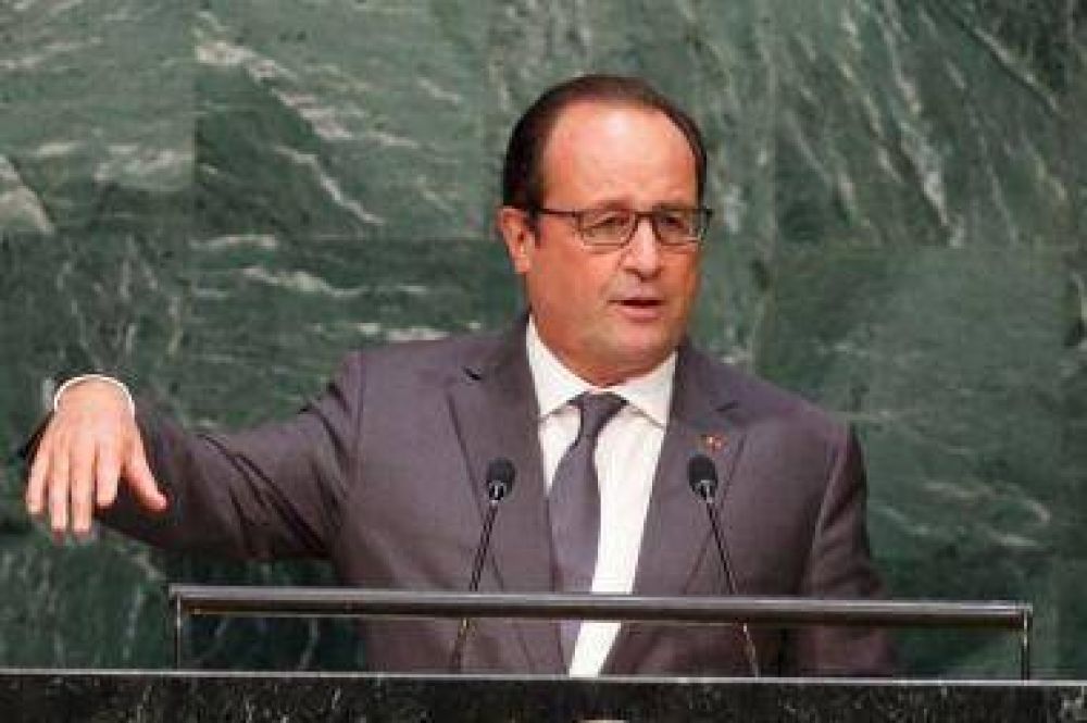 La popularidad de Hollande cay al 27%