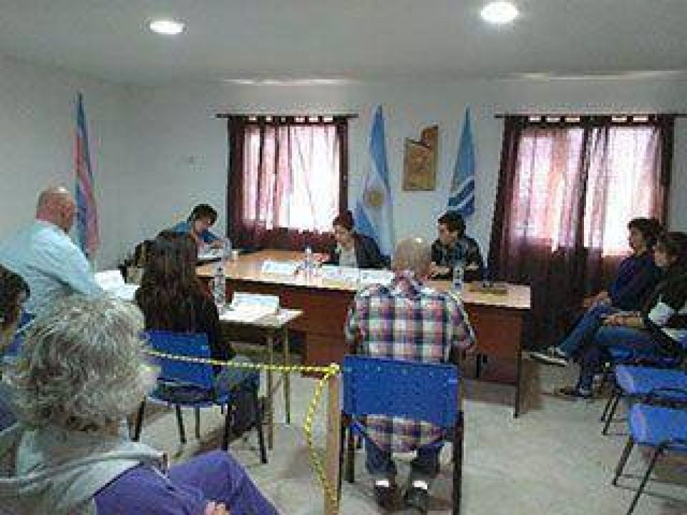 El Chalt�n tuvo su primera sesi�n de concejales