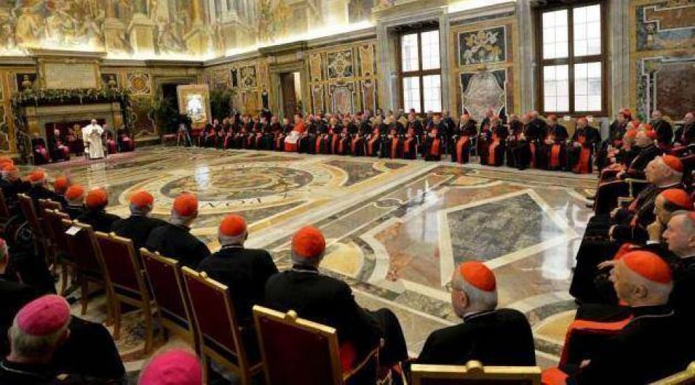El criterio de la reforma según Bergoglio: «volver a lo esencial»