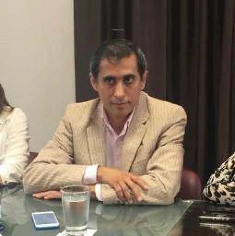 Paredes Urquiza niega tarifazo en tasas: �es una actualizaci�n�