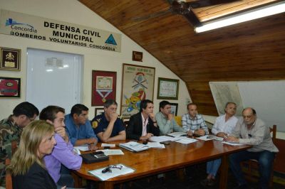 Ya hay m�s de 900 personas evacuadas en Concordia y se declar� el estado de emergencia 