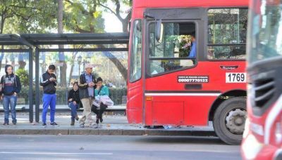 Hubo acuerdo y no hay paro de colectivos en C�rdoba