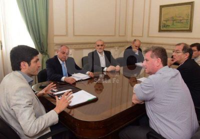 Se firm� un acta y las fuerzas federales siguen en la provincia