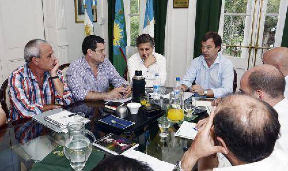 Cascallares encabez� reuni�n de gabinete