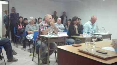 Concejo Deliberante de El Chalt�n fij� plazo de 60 d�as para darse reglamento