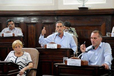 Con eje en Seguridad, se aprob� Presupuesto 2016 con gastos por $3.400 millones