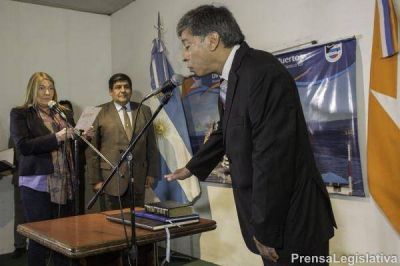 N�stor Gra�a asumi� como nuevo titular de la Direcci�n de Puertos