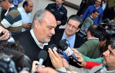 Colombi: �Como todos los a�os, �ste fue complicado� pero Corrientes vive una plena paz social�