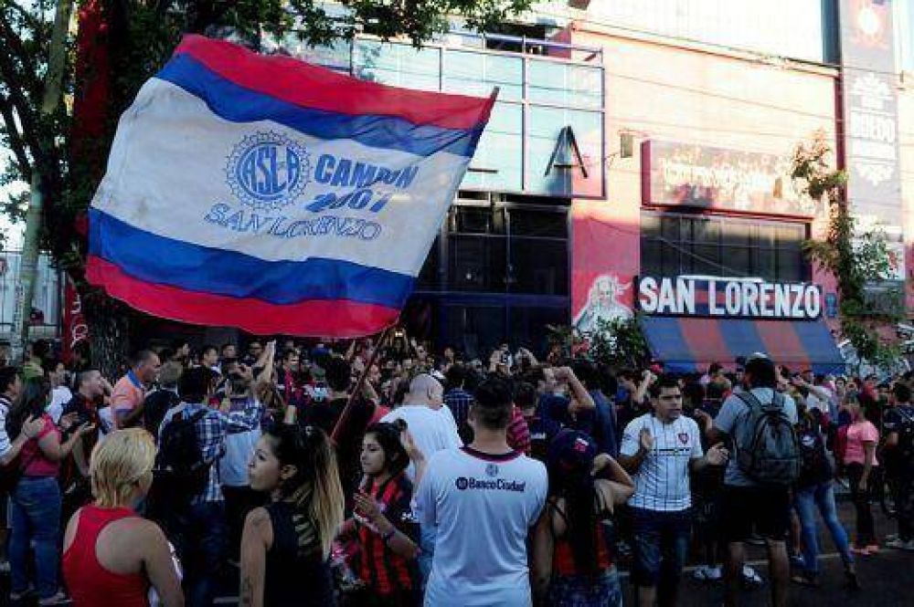 Carrefour acept la propuesta y San Lorenzo volver a Boedo