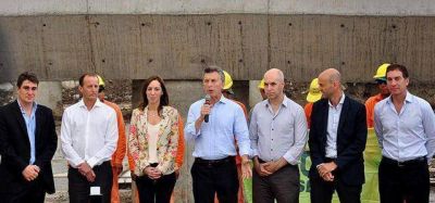 Macri, Vidal e Insaurralde recorrieron obras en Lomas