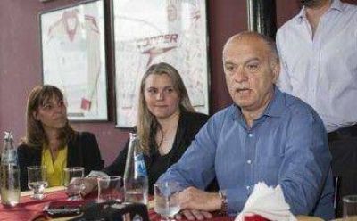 Grindetti: �Mi compromiso est� en Lan�s, con la gente�