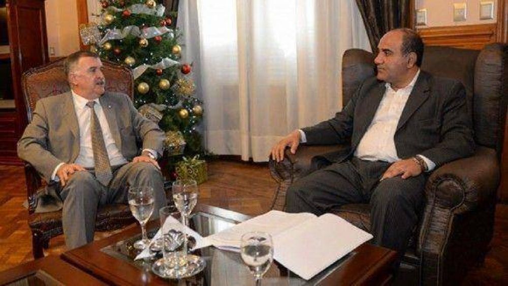 Manzur: �En esta Navidad, le pedimos al ni�o Dios que nos bendiga e ilumine a todos los tucumanos�