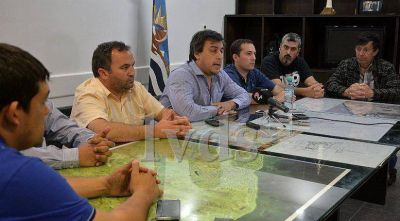  Se levantaron los dos conflictos que manten�an incomunicada y sin combustible a Caleta Olivia