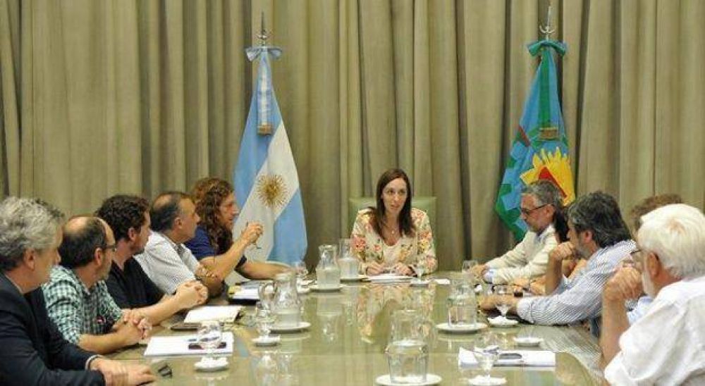 Vidal mand� a los gremios a presionar a los Legisladores por el endeudamiento