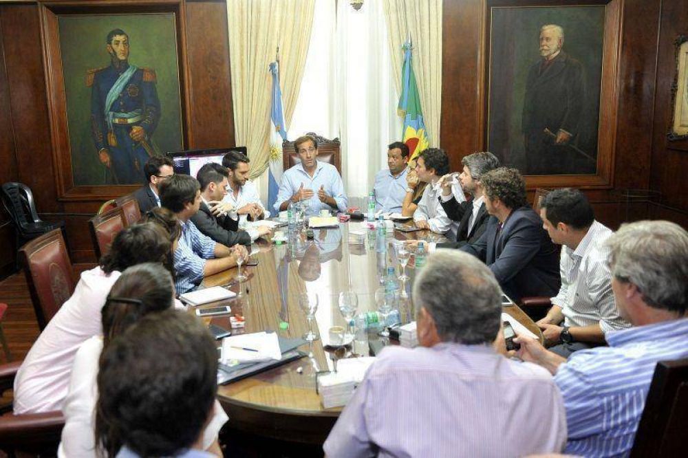 Garro reuni� a su gabinete para evaluar el pago de cooperativistas y la Emergencia Sanitaria