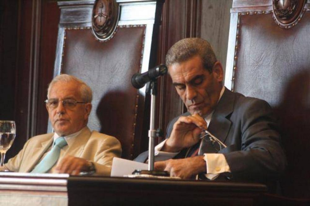 Estof�n dice que no entiende por qu� Sbdar habla de sexismo