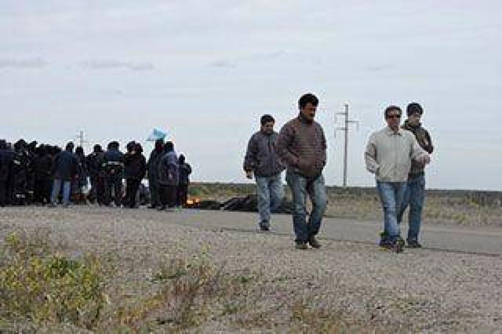 Provincia recibe a trabajadores de Caleta Olivia y Puerto Deseado
