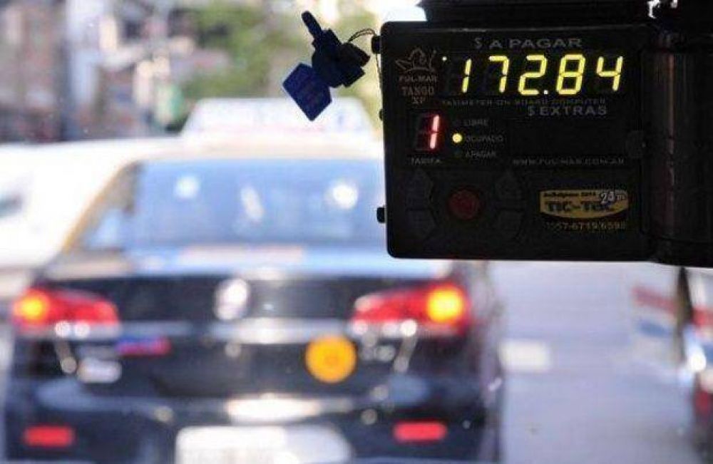 Desde ma�ana los viajes en taxis y remises ser�n m�s caros en Salta