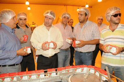 Casas elogi� el perfil productivo de La Rioja y anunci� que este a�o se procesar�n 45 millones de kilos de tomates