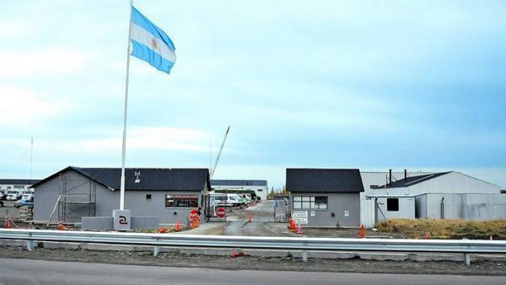 Conflictivo escenario para Alicia K. por protestas del gremio de la construcci�n